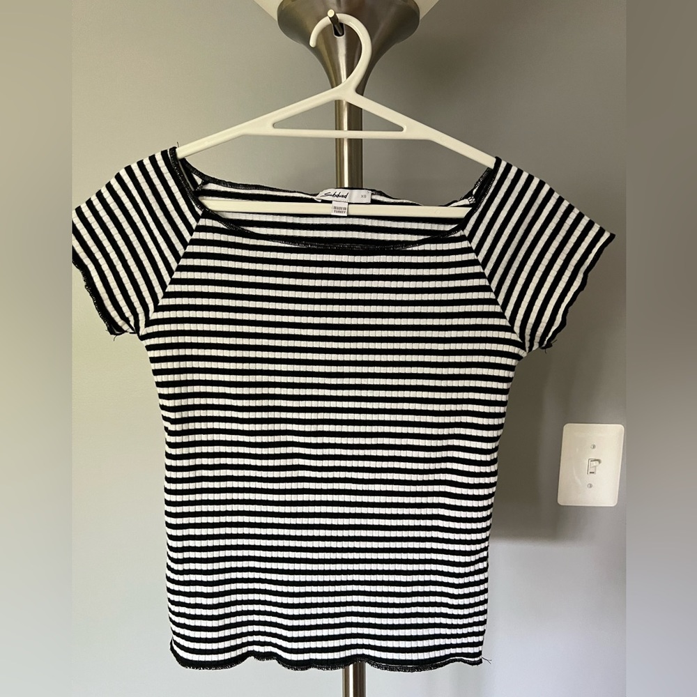 Short sleeve striped, white and black, top, size XS
